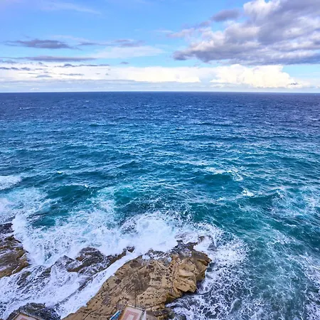Coastal One Bedroom Retreat With Direct Breathtaking Sea Views Lägenhet Sliema