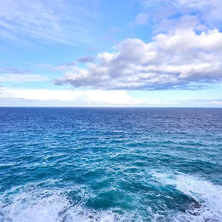 Coastal One Bedroom Retreat With Direct Breathtaking Sea Views Apartment